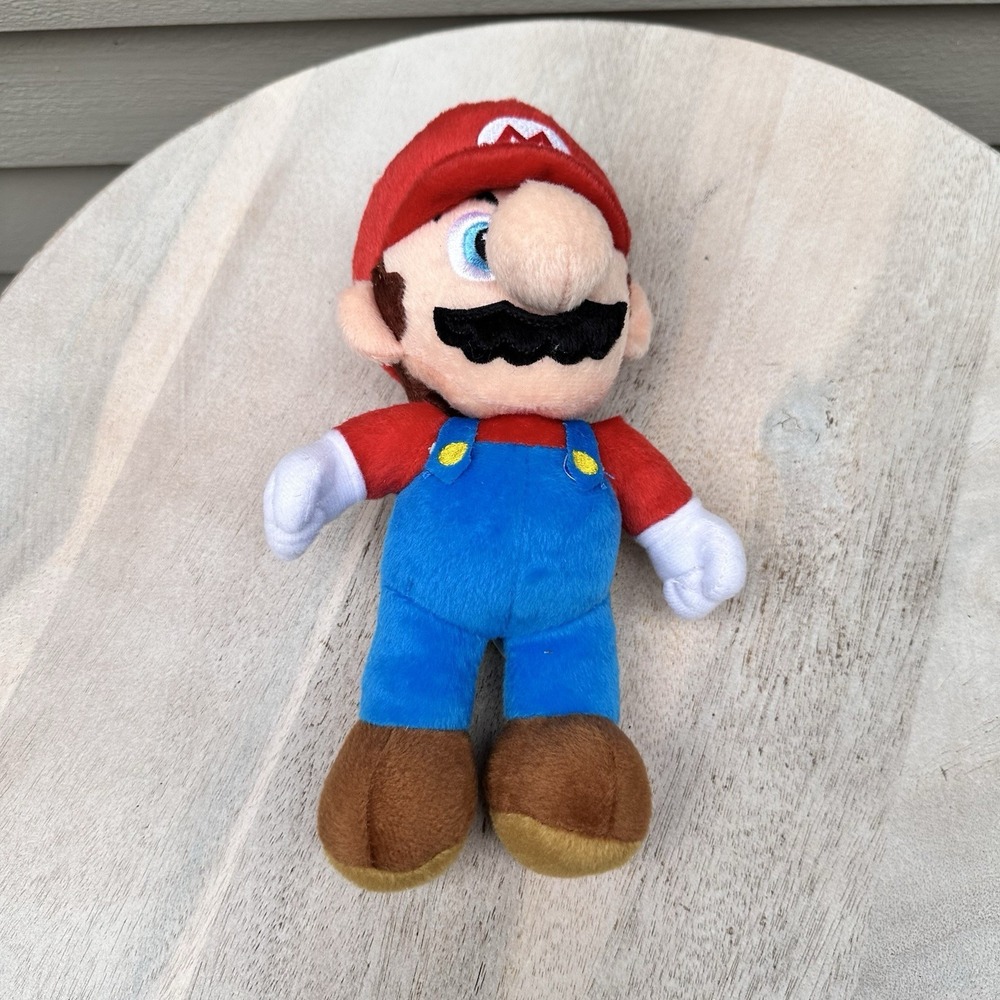 Nintendo Super Mario Plush 9.5 Inch Stuffed Character Toy Video Game Collectible